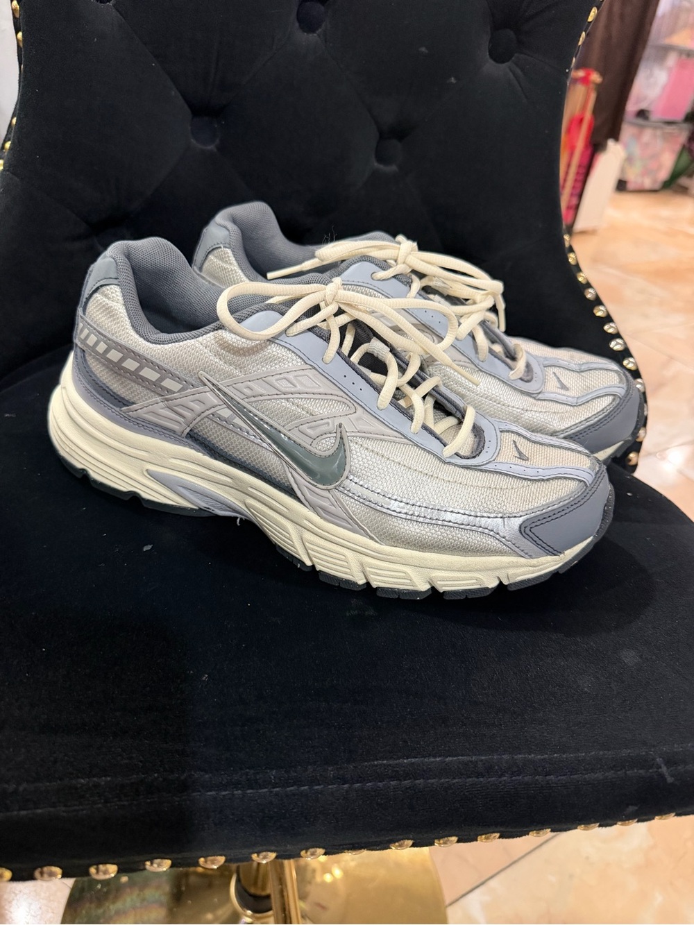 Nike Women’s Light Gray and Cream Mesh Sneakers